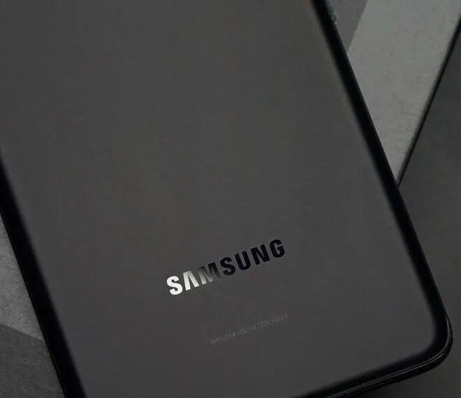 Samsung розширює AI-функціонал у своїх смартфонах